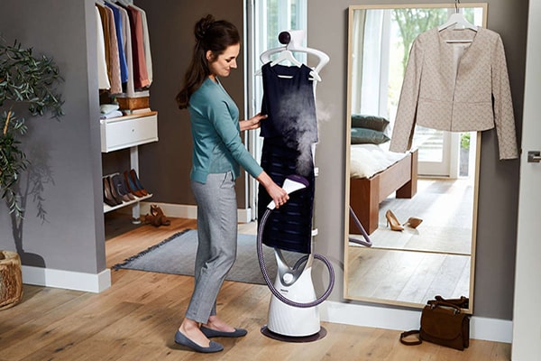 بخارگر یا اتو ایستاده چیست و چگونه از آن استفاده میشود؟